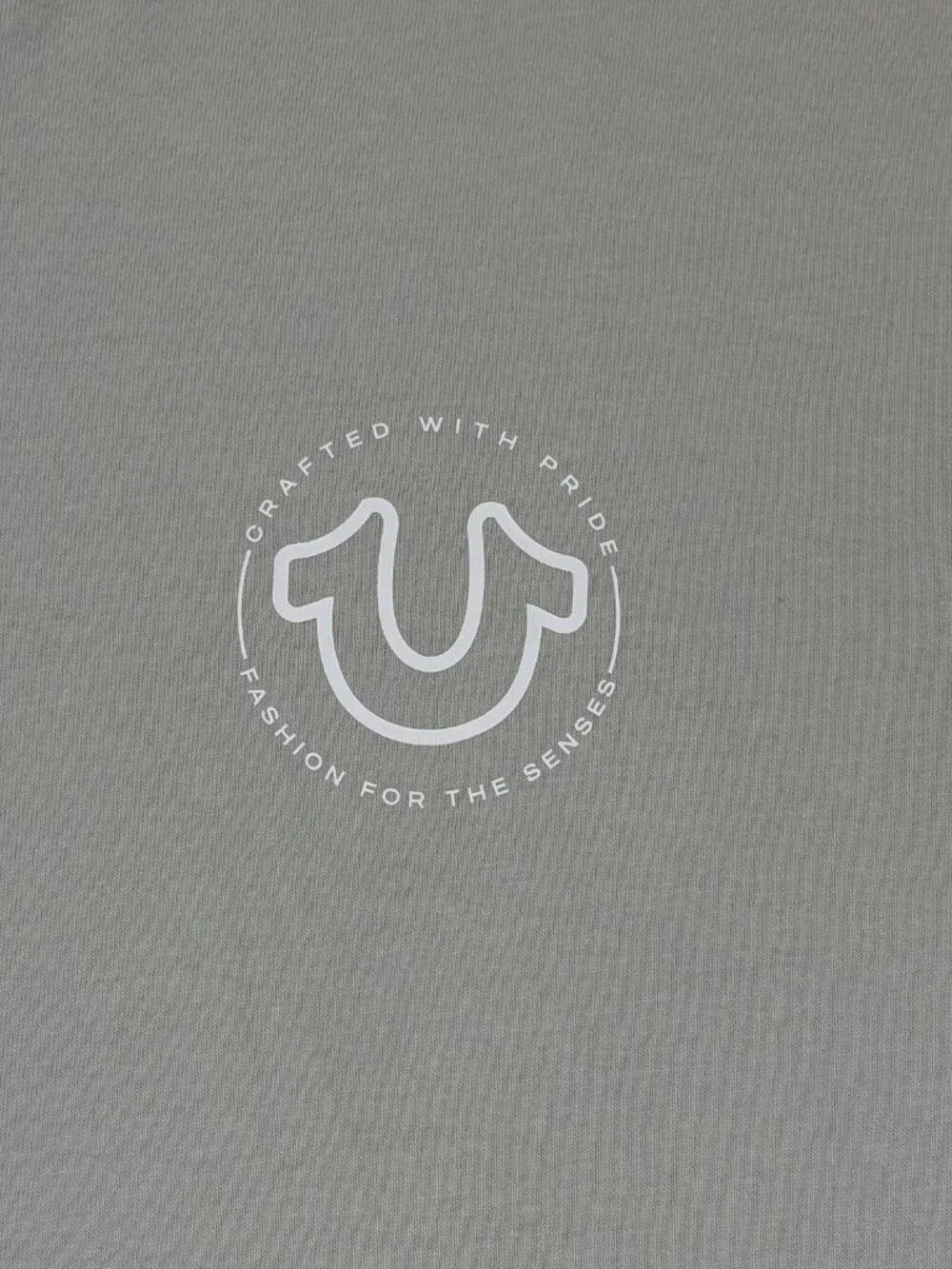 True Religion Rhinestuds TOBB Circle Graphic Tee Men's Medium M Quiet Grey NWT